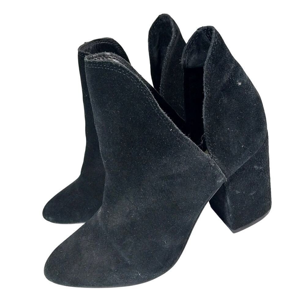 STEVE MADDEN! BLACK GENUINE SUEDE LEATHER, DEEP SIDE CUT CHUNKY BOOTS! SZ 8.5M
